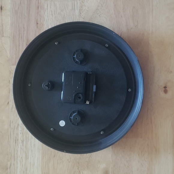 2/$15 - Black wall clock - Picture 2 of 3
